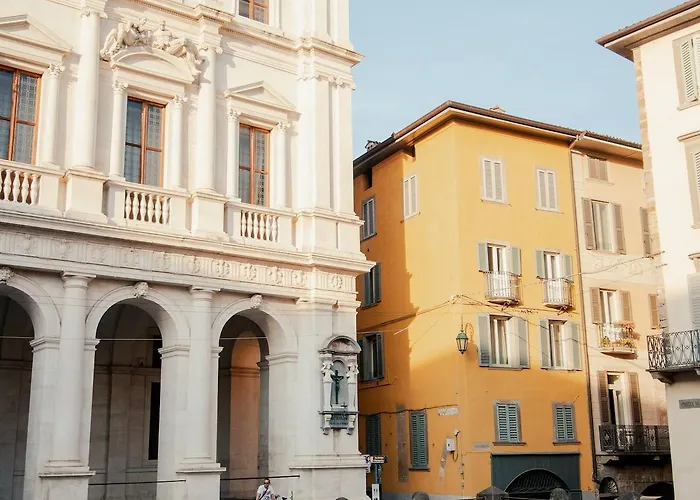 Storico Su 2 Livelli Apartamento *